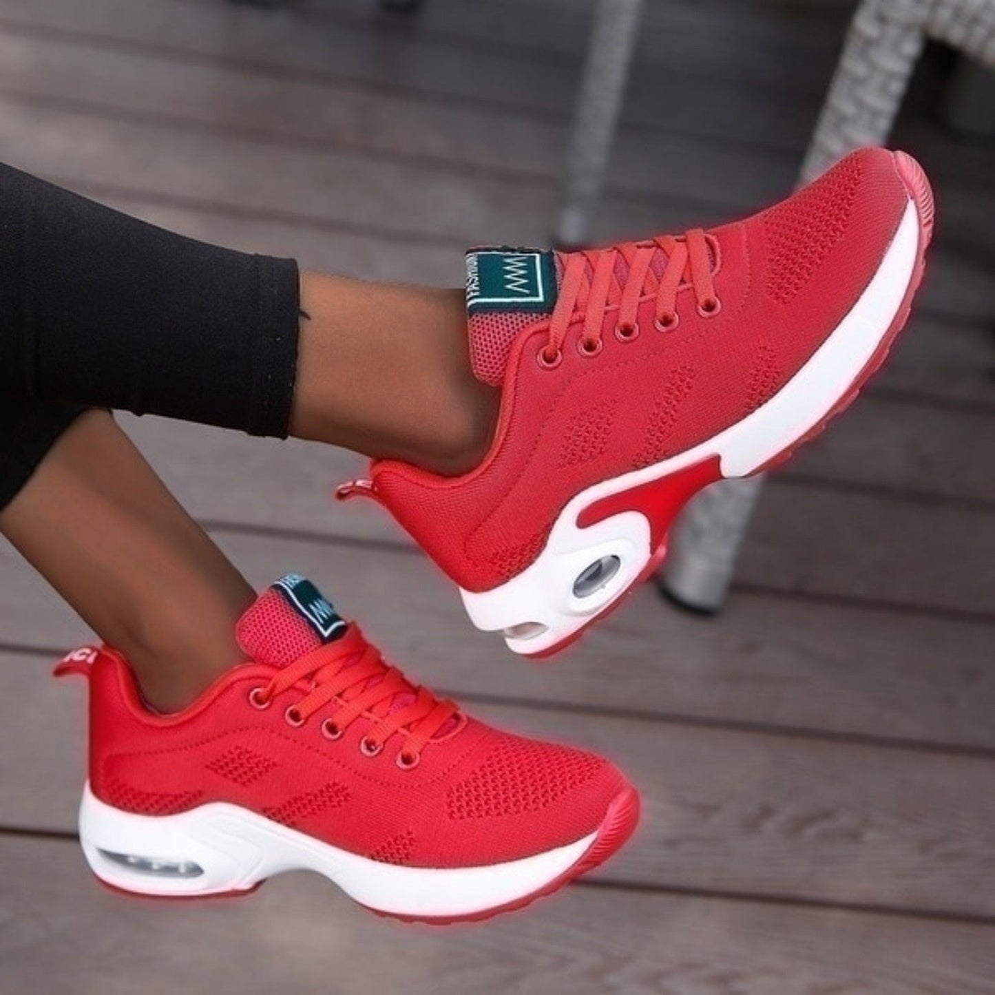 Schuhe für Unisex – Komfortable orthopädische Sneaker im sportlichen Look, in verschiedenen Farben erhältlich